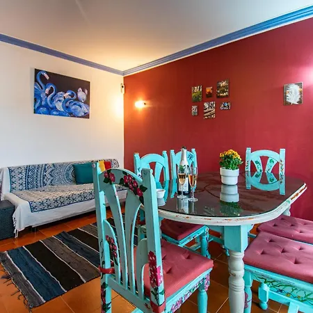 Apartment Coastal Family Retreat Cascais